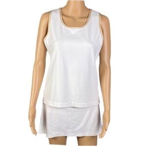 TAIL 2-PIECE- SKORT & TANK TOP matching set in white w/taupe & gold. Medium. EUC